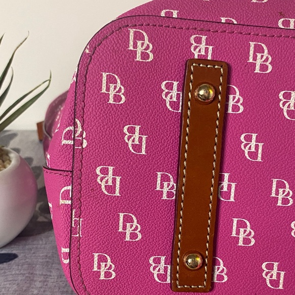 Dooney & Bourke Pink Gretta Hanna tote E.U.C brown Vachetta leather handle. - Picture 11 of 12
